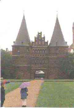  Bild vom Holstentor in Luebeck 