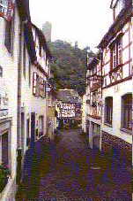 Die Eifel, Monreal